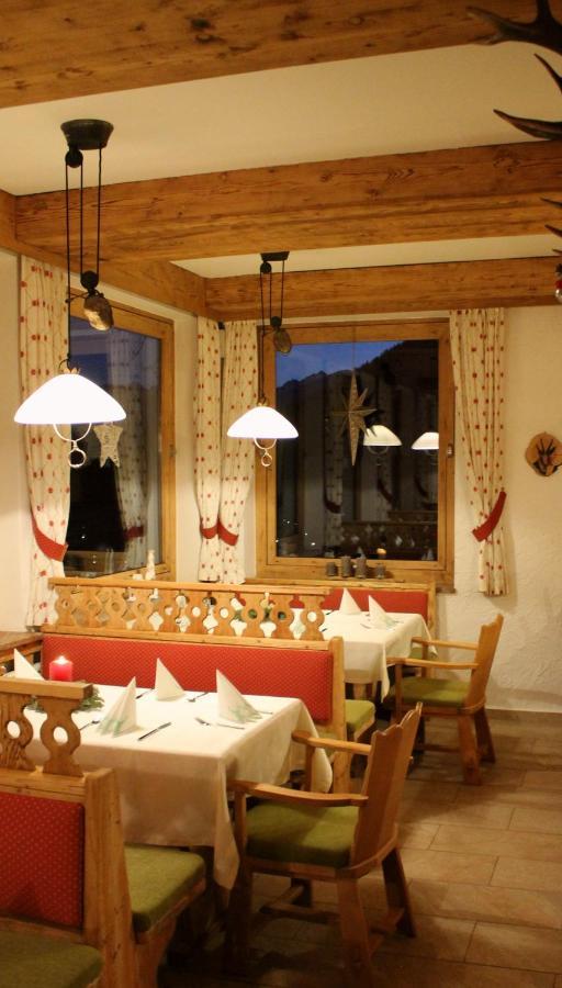 Hotel Berggasthof Karntner Alm Mittenwald Exterior foto